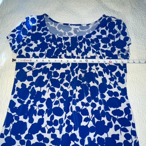 New York and Company Blue White Floral Patterned Short Sleeved Blouse Size L - Picture 9 of 10